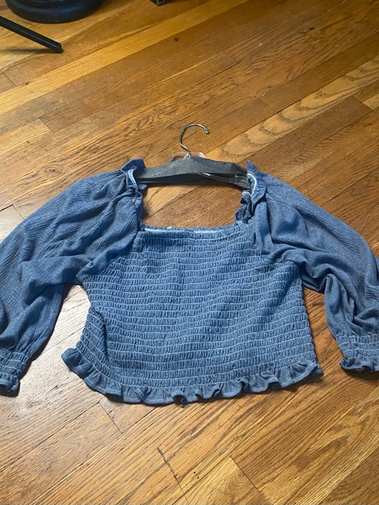 Free People Smocked Crop Top Blue Gray Long Sleeve Boho Size Large - Picture 8 of 9